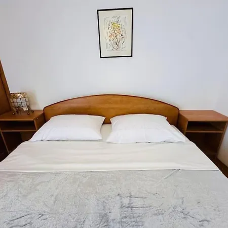 Grandi Apartment
