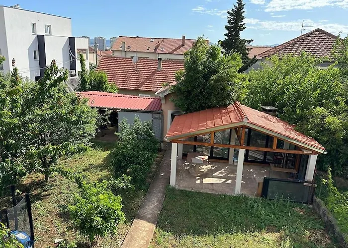 Grandi Апартаменты *