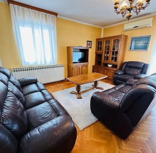 Grandi Апартаменты *